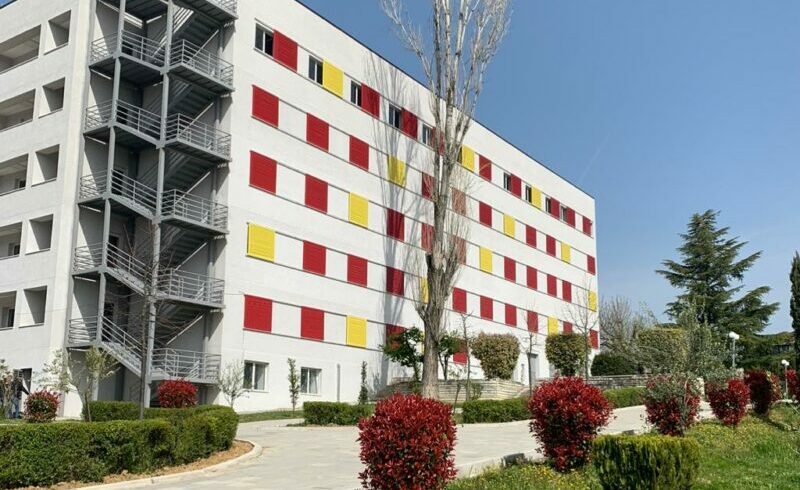 rezidencat-studentore